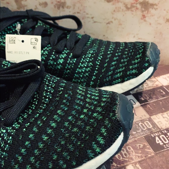 New ADIDAS NMD_R1 STLT PK BLACK NOBLE GREEN BOLD Men Sz 9 - Picture 8 of 10